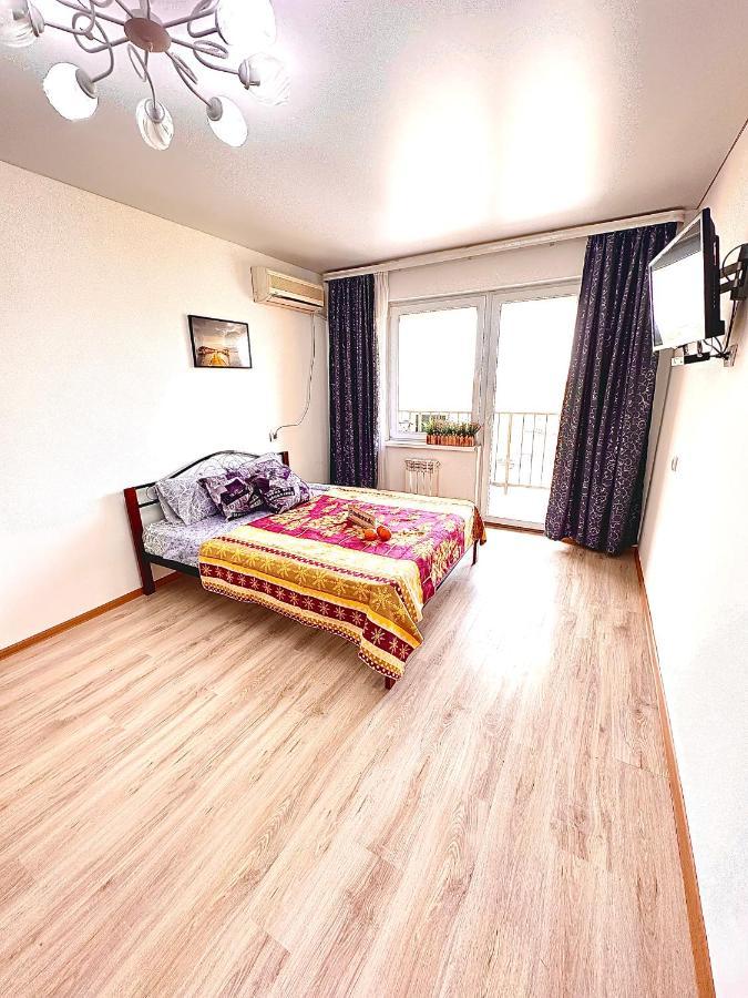 Medinahotelkz, # 70, Вид На Горы, До Арбата 15 Мин Пешком, Halal Almatý Exterior foto